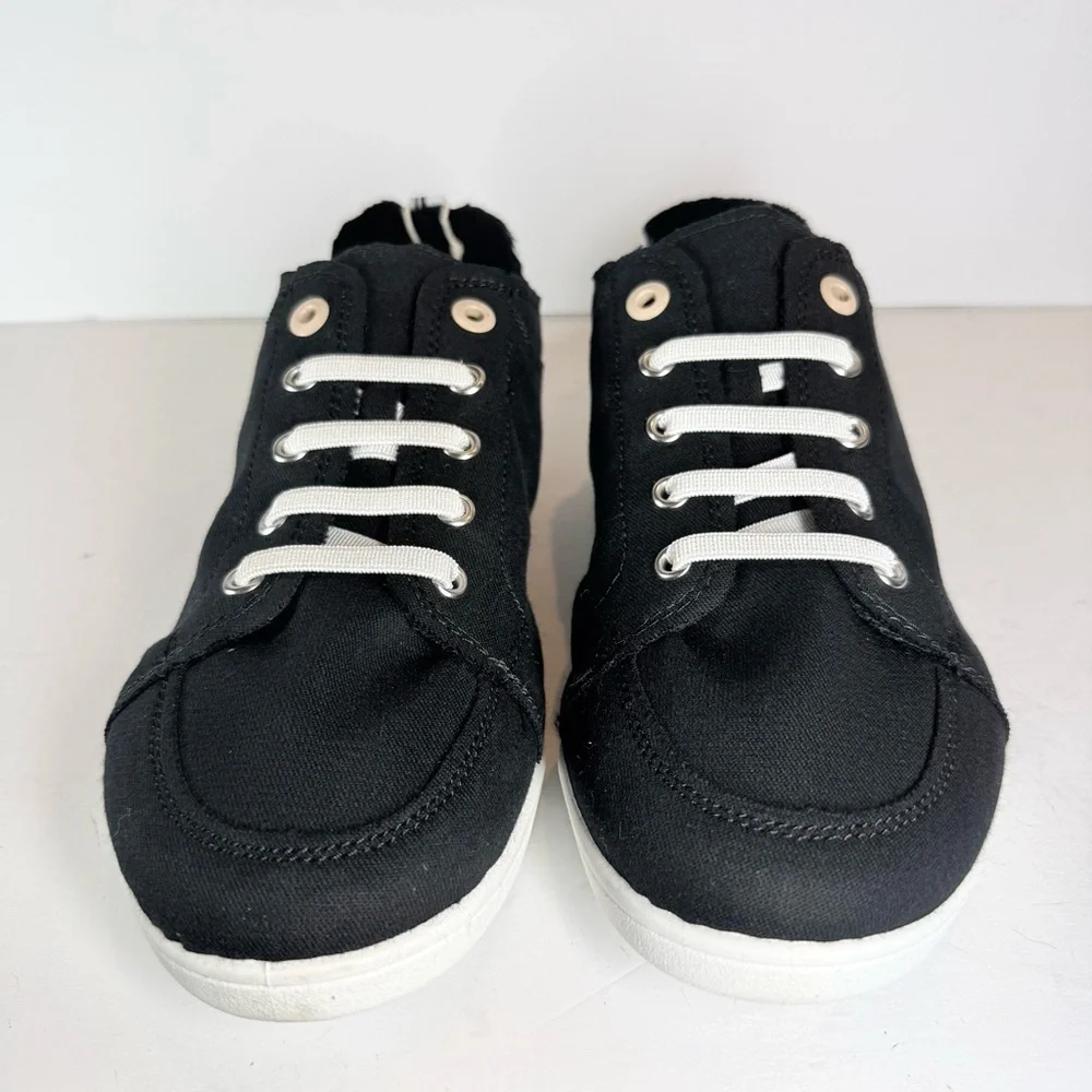 NWT Vionic Black Canvas Comfort Sneakers‎ Women’s Size 12